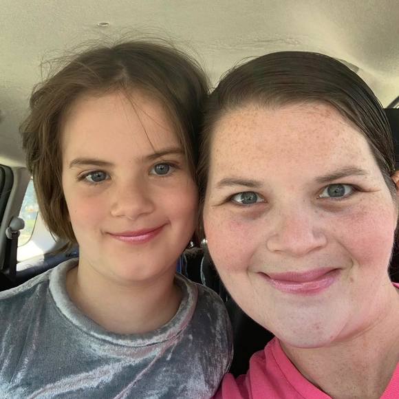 Meet your Posher, Mindy - Picture 1 of 1